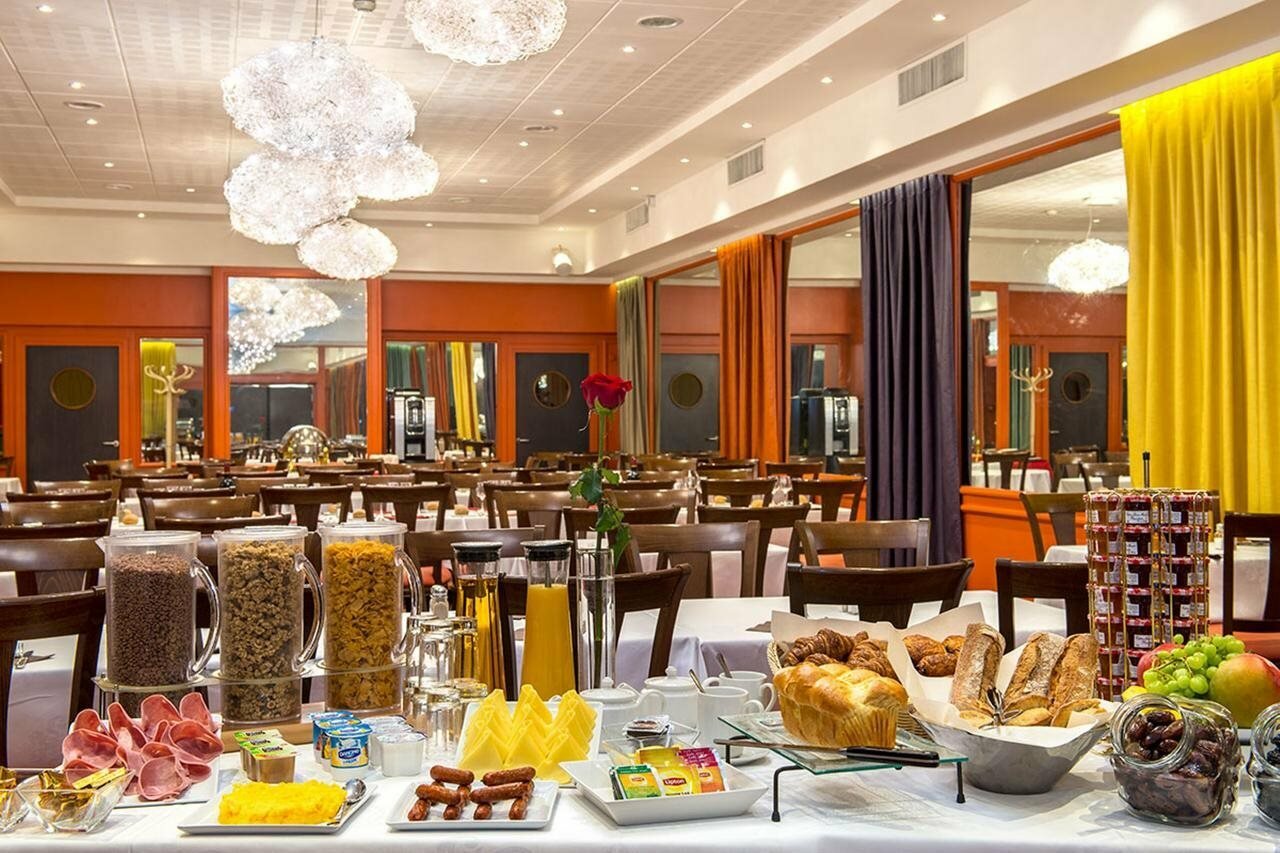 Фото Hotel Vacances Bleues Provinces Opera