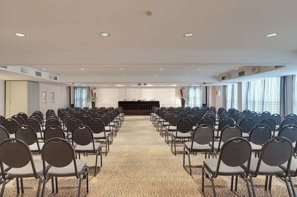 Фото Occidental Aran Park