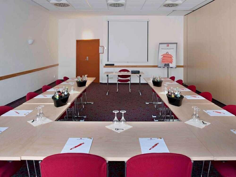 Фото Ibis Hamburg Alster Centrum