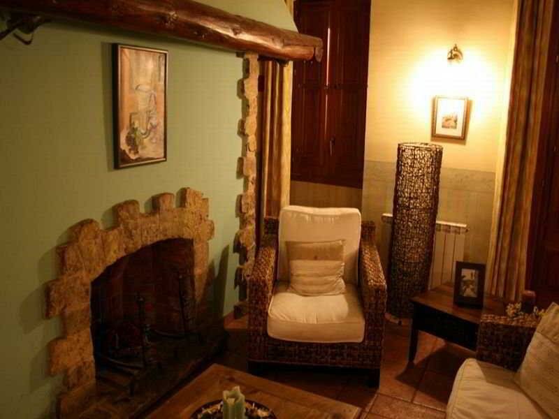 Фото Hostal Can Missè