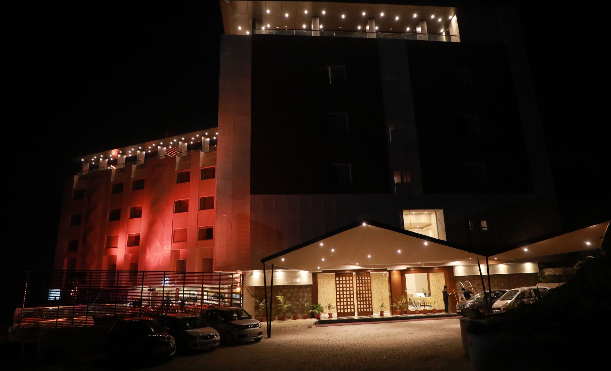 Фото JuSTa Sajjangarh Resort & SPA