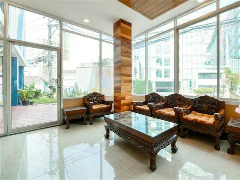 Фото Super Oyo 458 Nakorn Siam Boutique