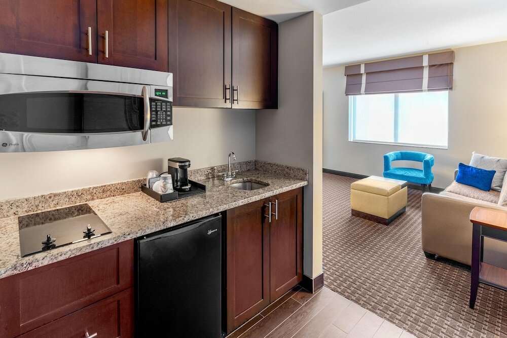 Фото New Haven Hotel