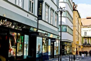 Гостиница Friday Hotel