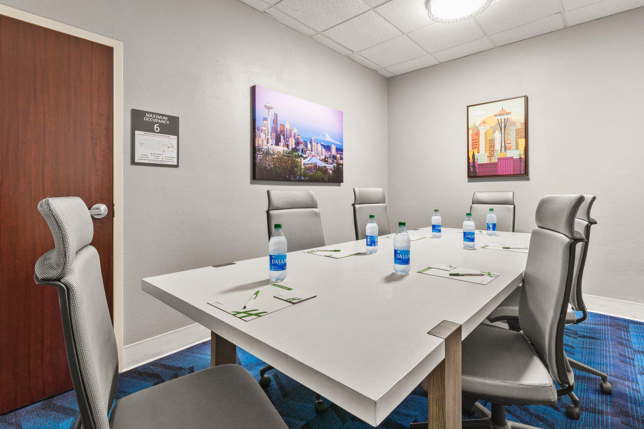 Фото Holiday Inn & Suites Bothell, an Ihg Hotel