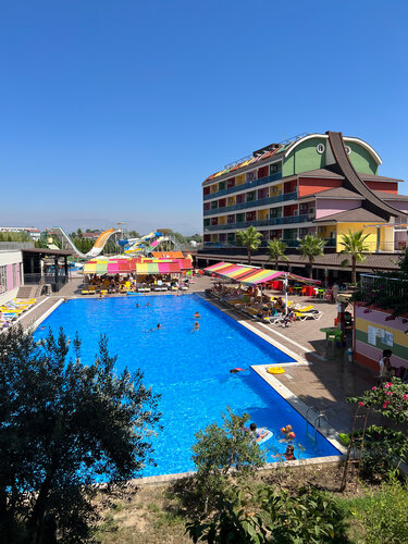 Blue Paradise Side Hotel