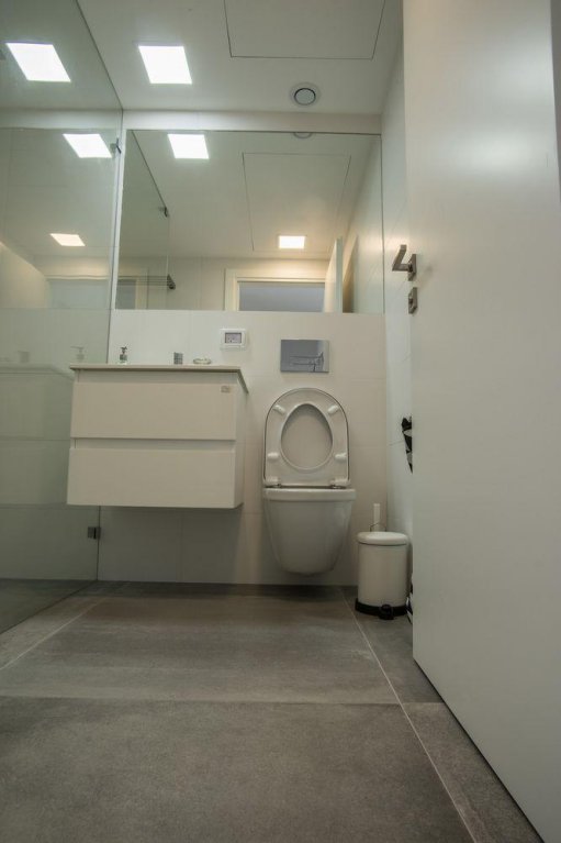 Фото Sasson & Co Luxury 2Bed 2Bath Apt by Hilton Beach