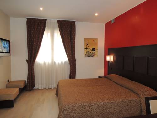 Фото Domus Hotel Adele