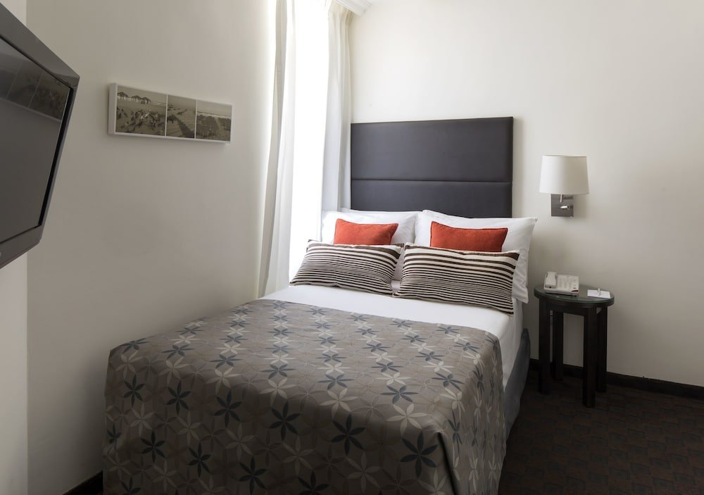 Фото Метрополитен