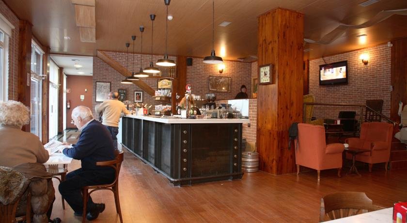 Фото Villa de Ermua Hotel