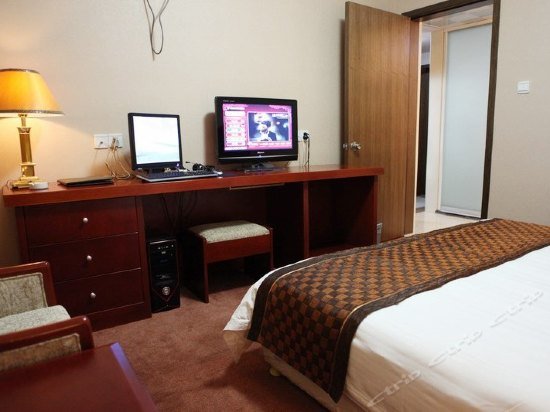 Фото Xinqiao Hotel