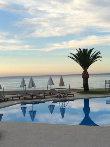 Гостиница River Side Hotel в Георгиуполисе