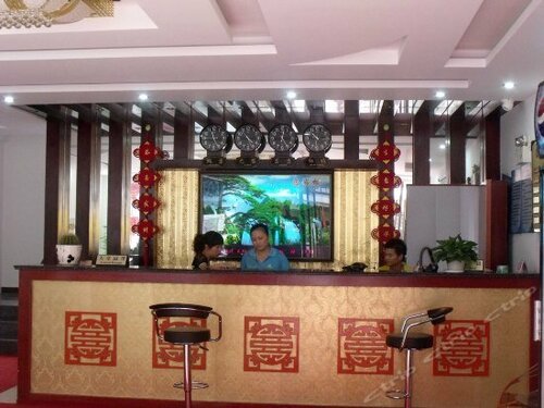Гостиница Chaohu Jiangnan Hotel в Чаоху