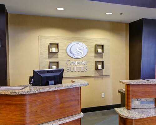 Гостиница Holiday Inn Express Hotel And Suites Austin South Buda в Буде
