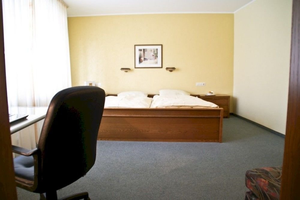 Фото Hotel Zur Bruecke