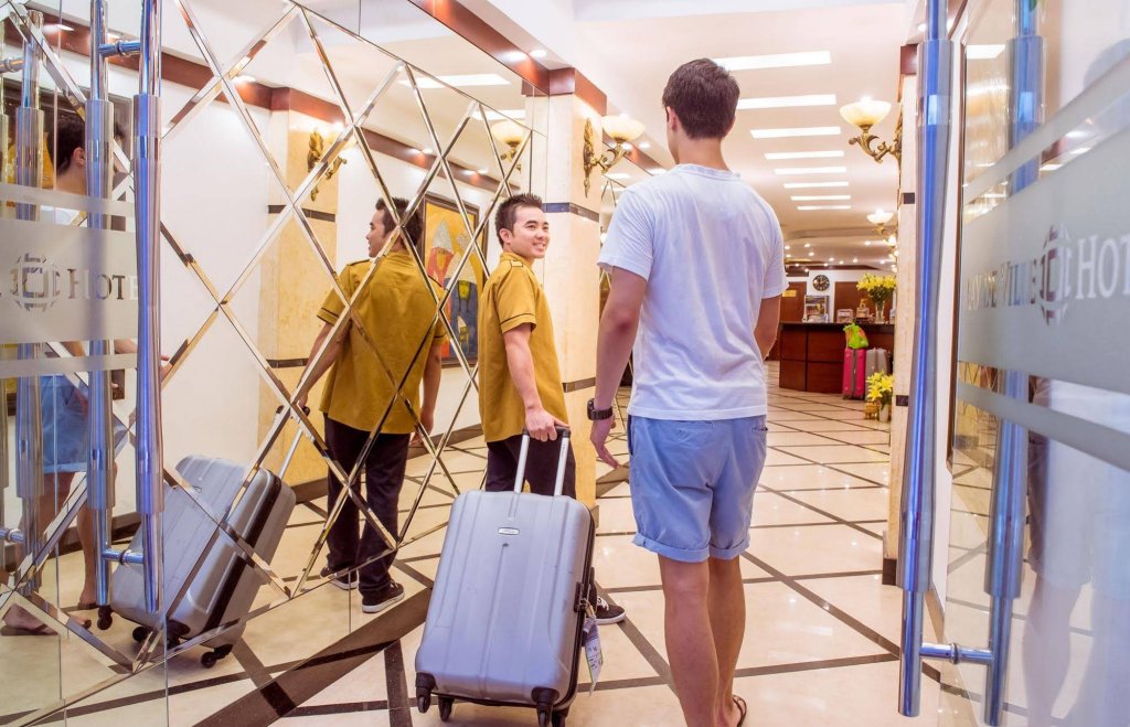 Фото May De Ville Old Quarter II Hotel