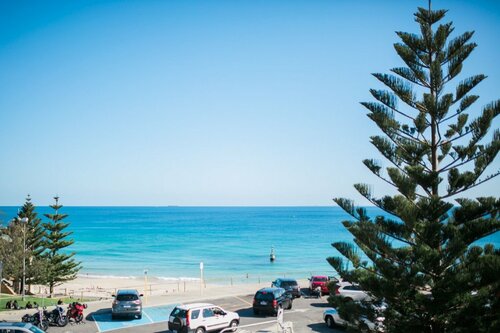 Гостиница Cottesloe Beach Hotel в Перте