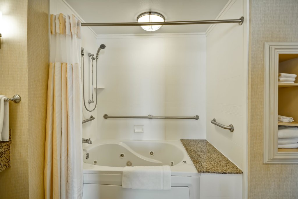 Фото Hilton Garden Inn Tampa/Riverview/Brandon