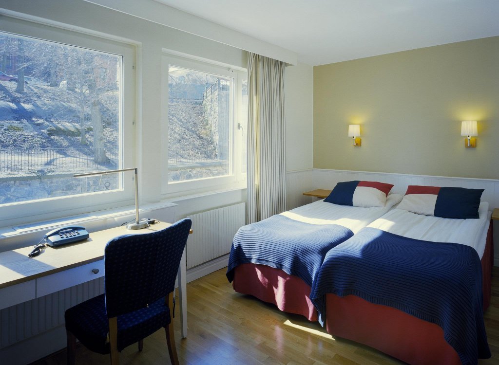 Фото отеля 2