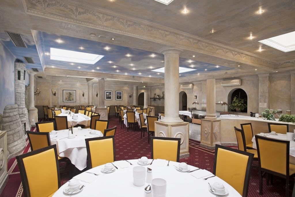 Фото Forclaz Touring Hotel