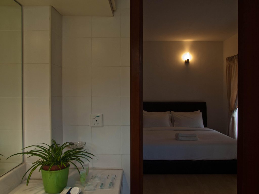 Фото 5 Twenty Ampang Hilir Guesthouse