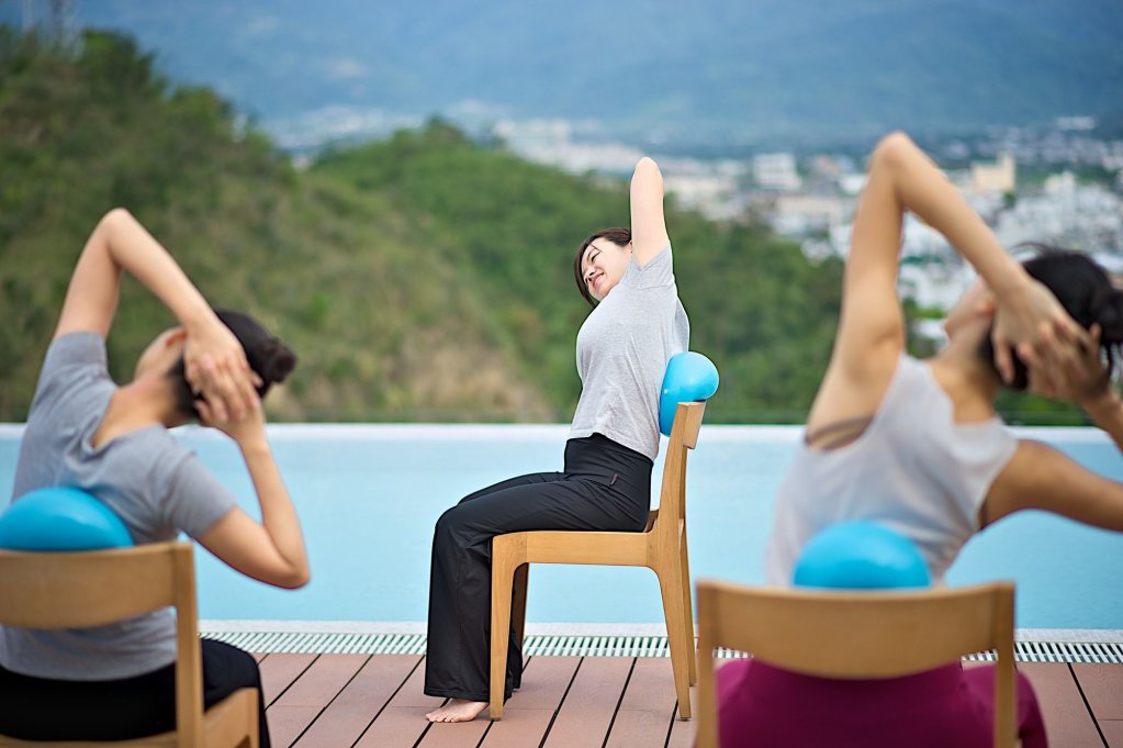 Фото The Gaya Hotel