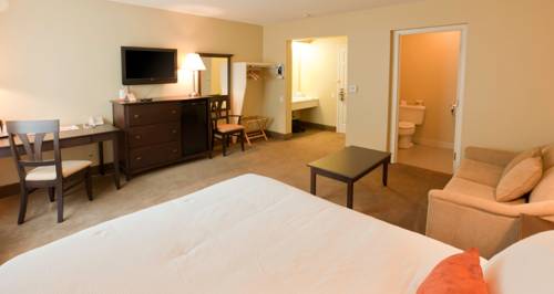 Фото Amsterdam Inn & Suites Sussex