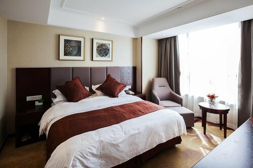 Гостиница Huzhou Wealth Hotel