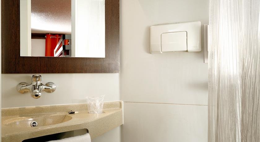 Фото Greet Hotel Nice Aéroport Promenade des Anglais