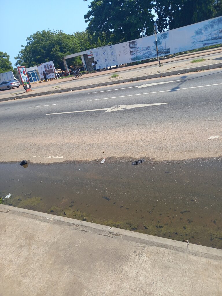 Exhibition center Accra Arts Centre, Accra, photo