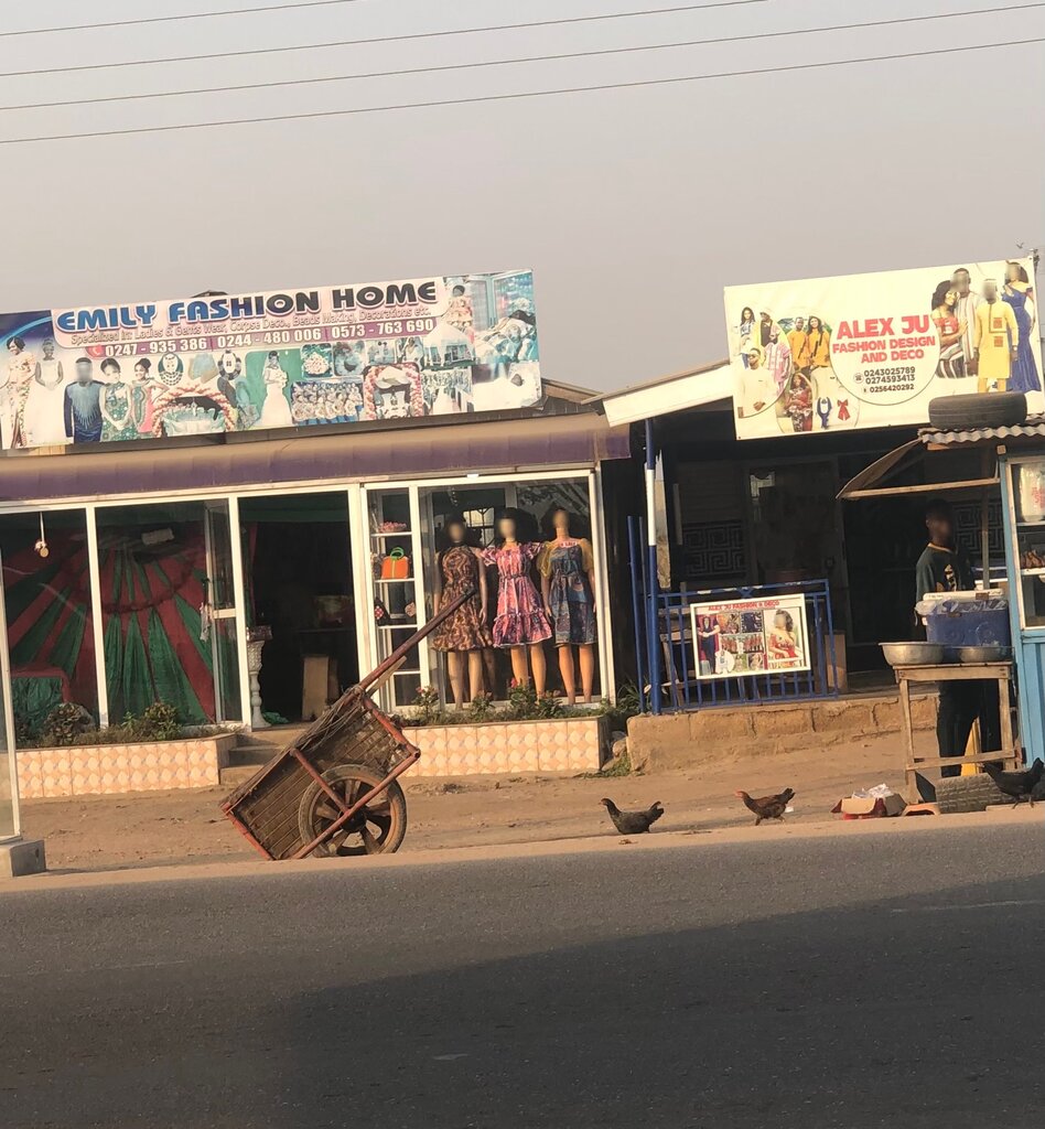Tailor Alex Ju, Accra, photo
