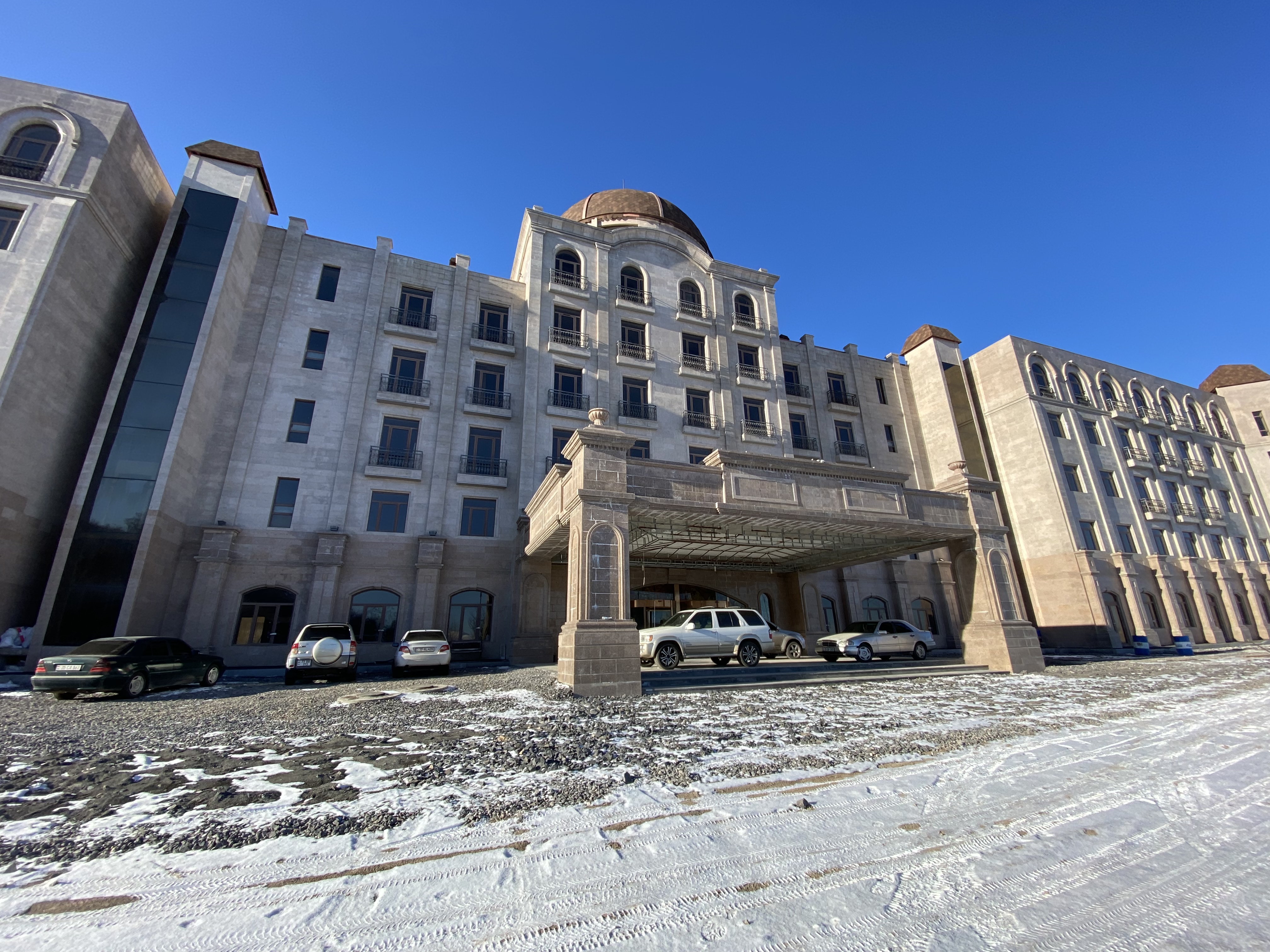 Фото отеля 1