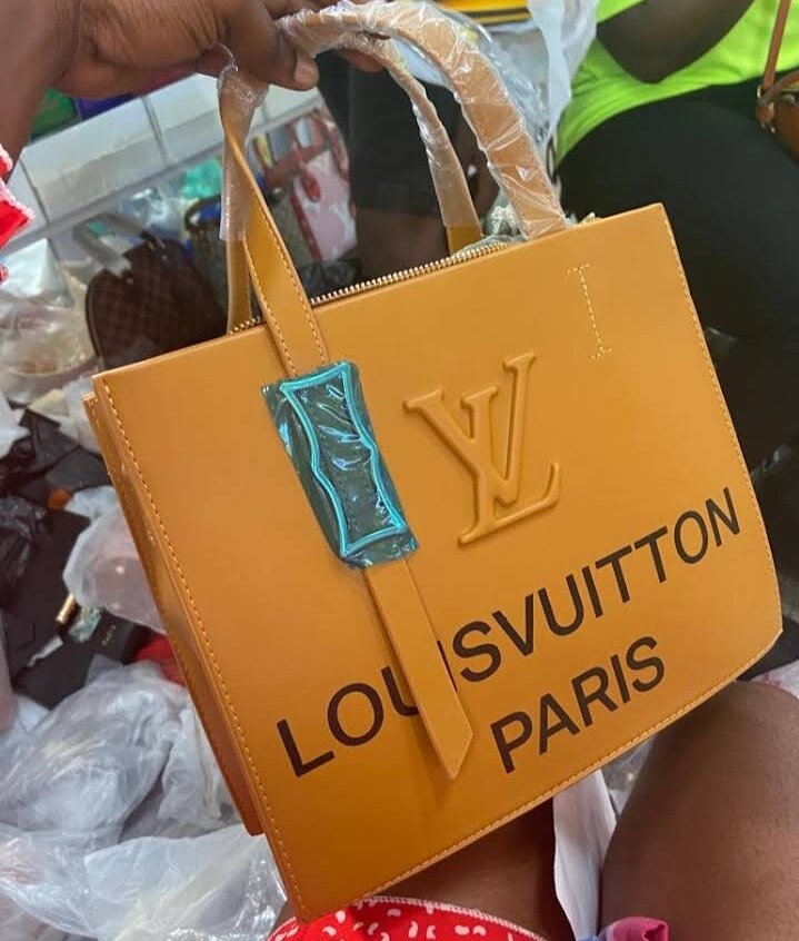 Clothing store Dexstan Enterprise, Kumasi, photo