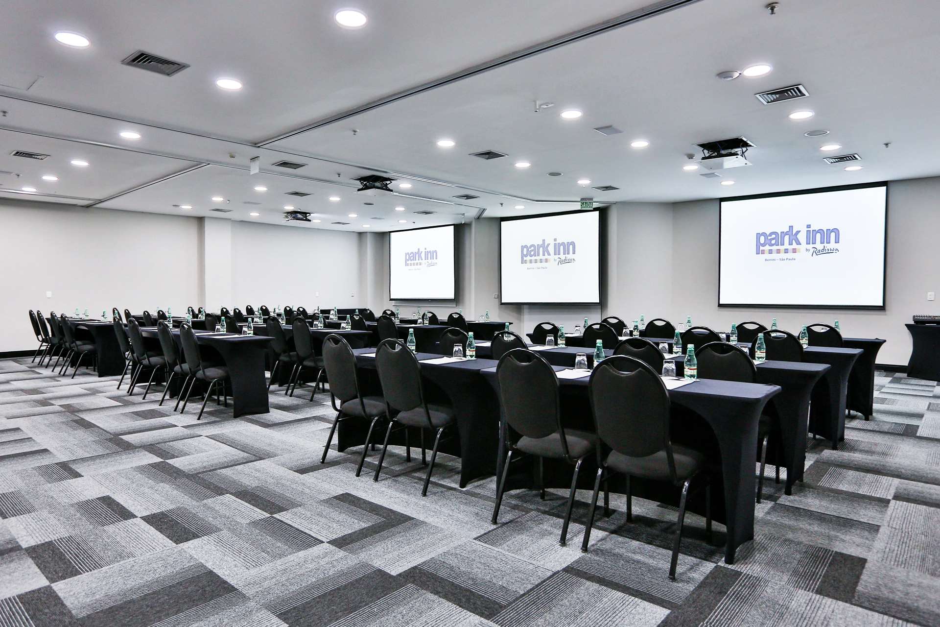 Фото Park Inn by Radisson Berrini