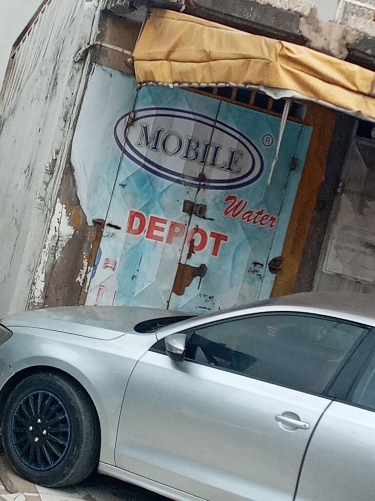 Water supply and sewage systems Mobile water enterprise, Accra, photo