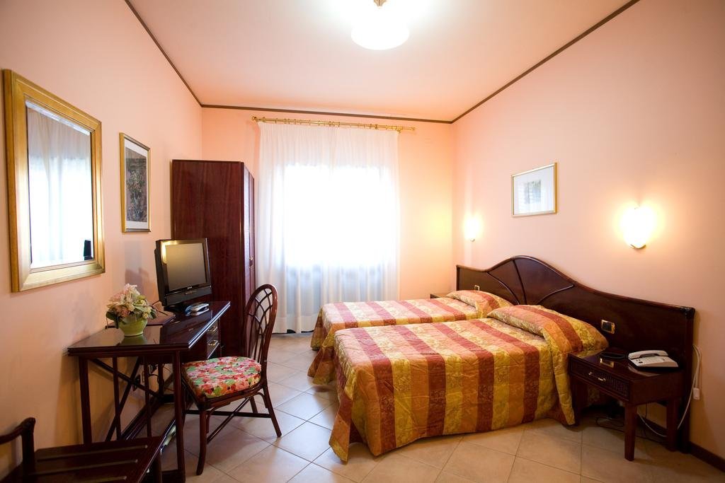 Фото 10020762779