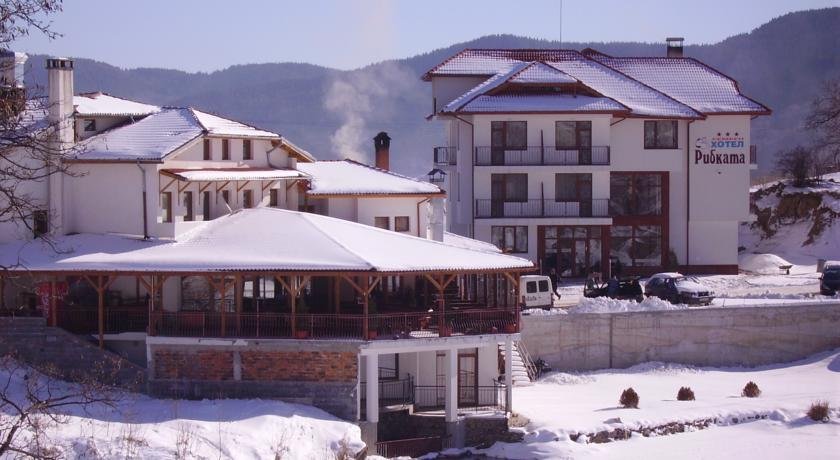 Фото отеля 1