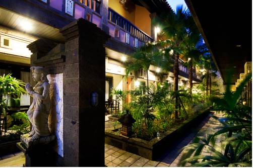 Фото Puri Yuma Hotel