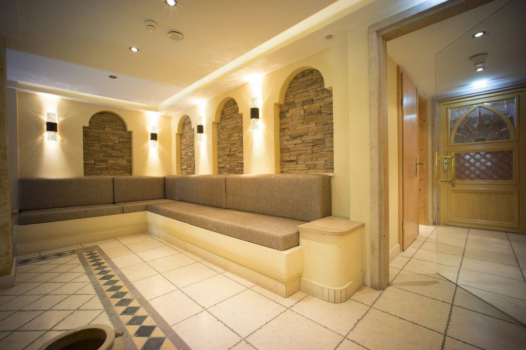 Фото Hotel Klosterhotel Ludwig der Bayer