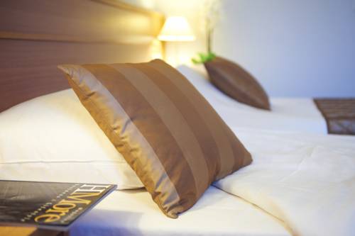 Фото Bastion Hotel Tilburg