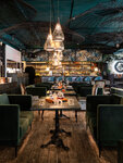 Chayniy Pianitsa (Internacyjanalnaja Street, 25А), restaurant