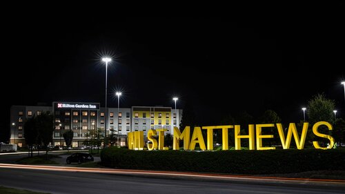 Гостиница Hilton Garden Inn Louisville Mall of St. Matthews в Луисвилле