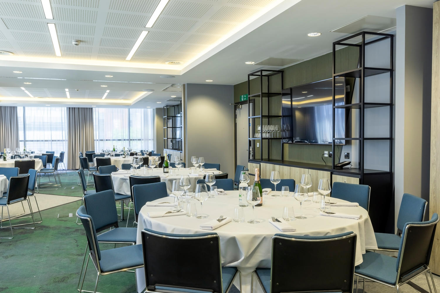 Фото Novotel Liverpool Paddington Village