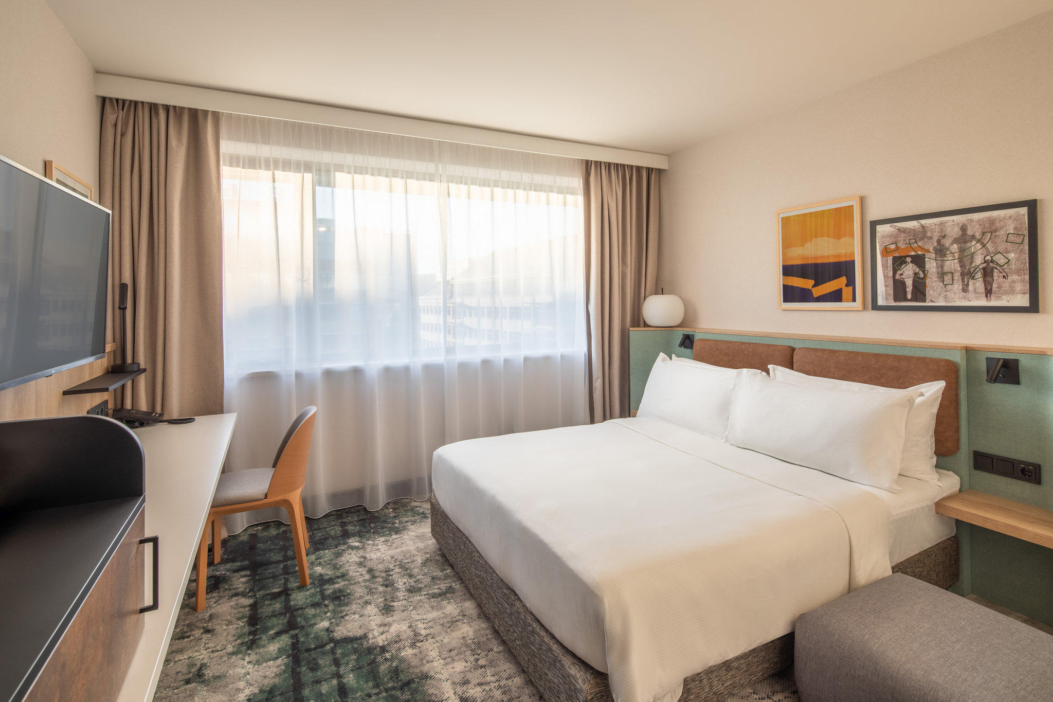 Фото Crowne Plaza Budapest, an Ihg hotel