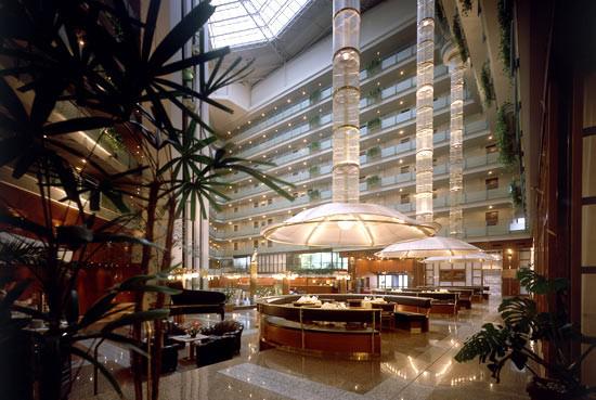 Фото Sheraton Grand Tbilisi Metechi Palace