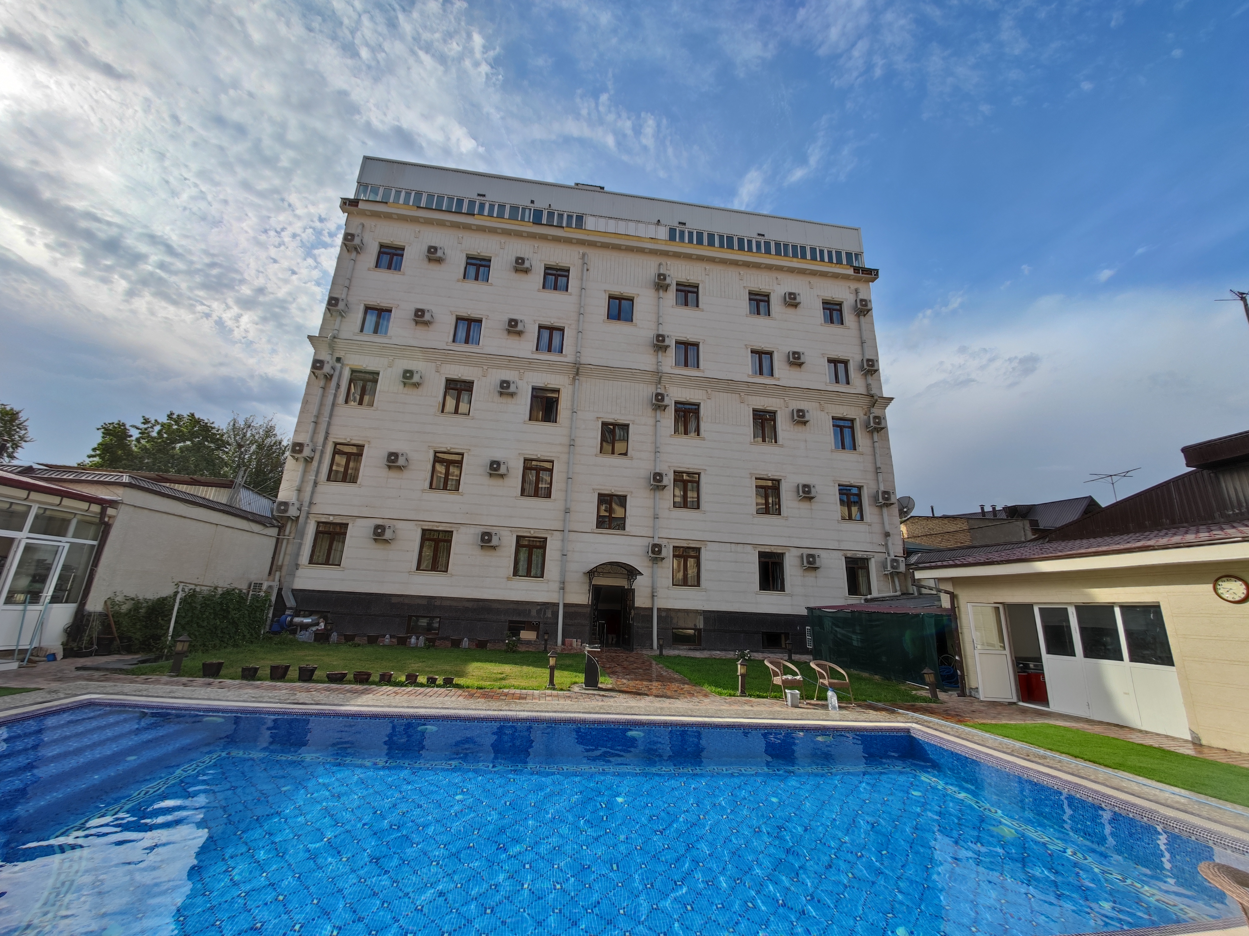 Фото Summer Hotel