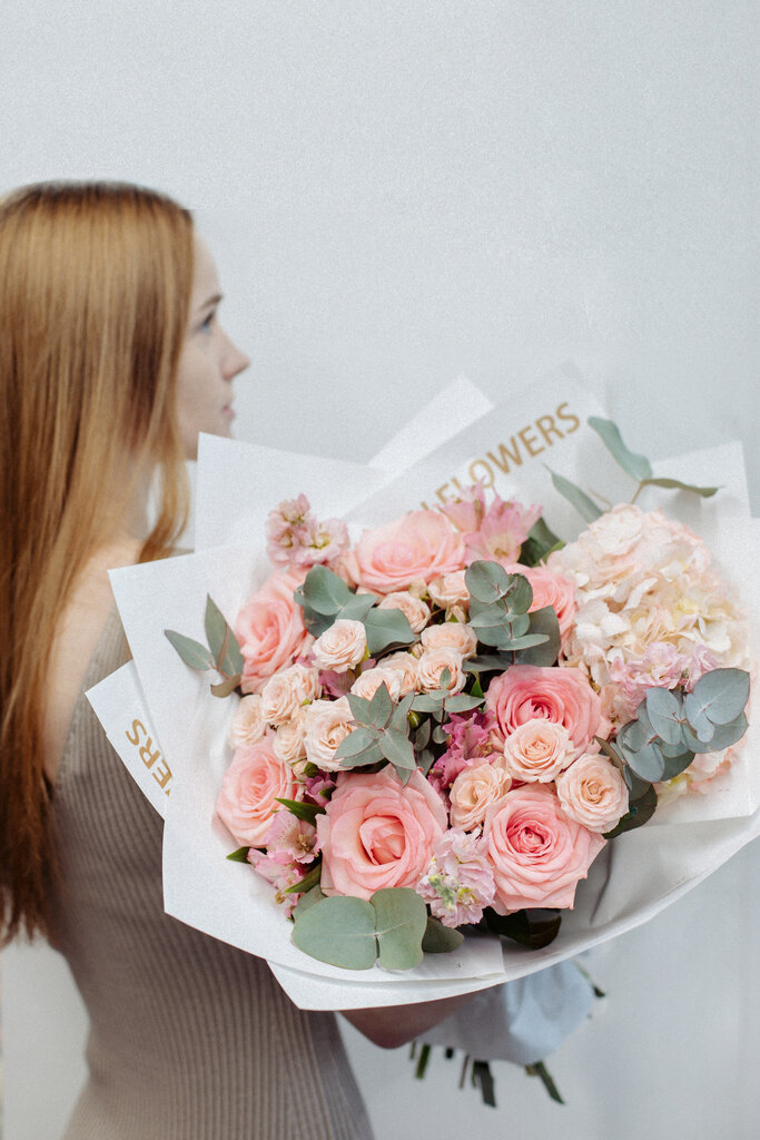Flowers and bouquets delivery Top-Flors, Moscow and Moscow Oblast, photo
