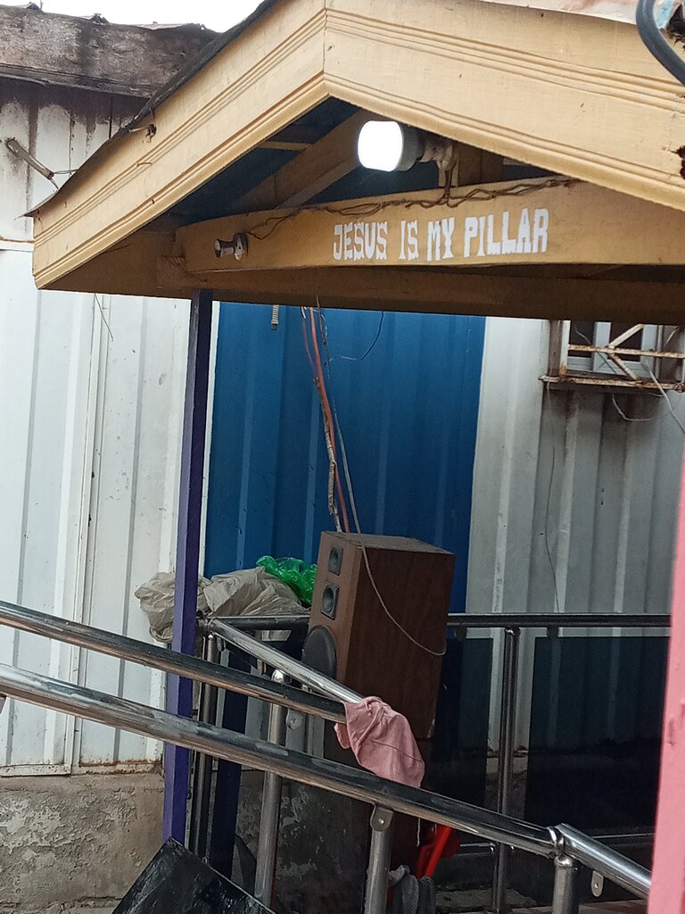 Sound and lighting equipment Jesus is my pillar, Accra, photo