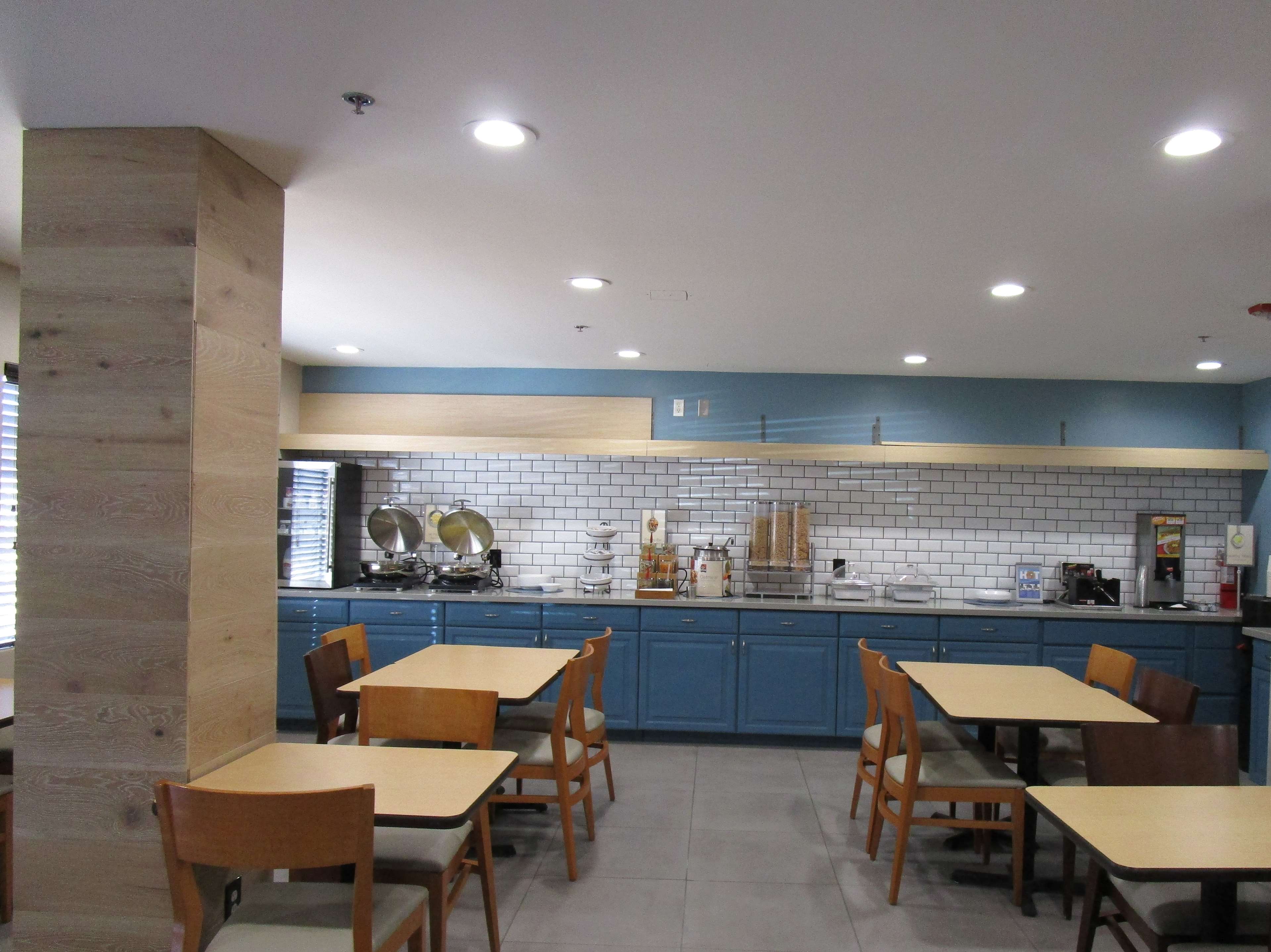 Фото Country Inn & Suites by Radisson, Chandler, Az