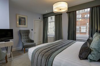 Фото Pelham House